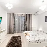 Urban Luxury *
