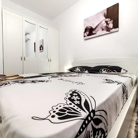 Urban Luxury アパート