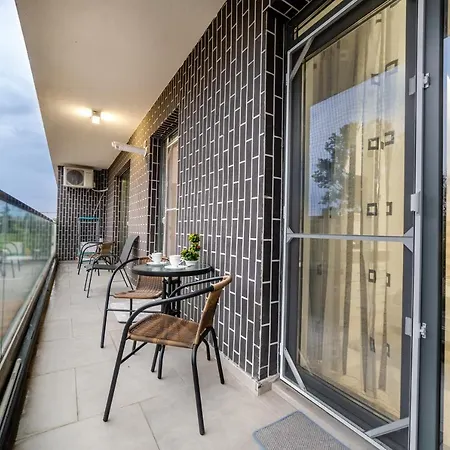 Urban Luxury Apartament Konstanca