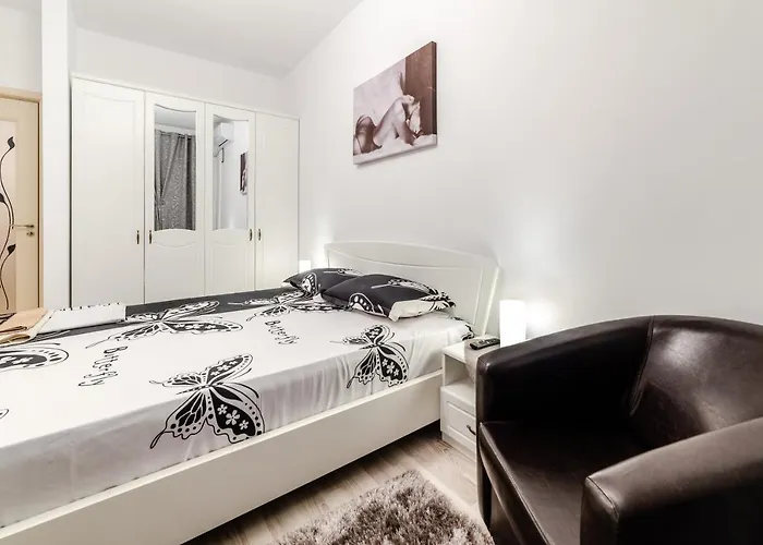 Urban Luxury Apartament